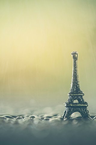 Обои капли, дождь, эйфелева башня, сувенир, rosana, drops, rain, eiffel tower, souvenir разрешение 1920x1200 Загрузить