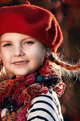 Обои девочка, ребенок, берет, веснушки, шарф, косички, пеппи, girl, child, takes, freckles, scarf, braids, pippi разрешение 2048x1321 Загрузить