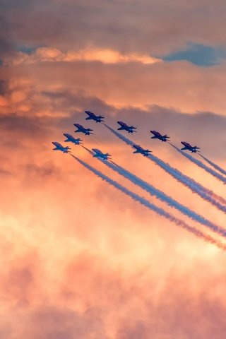 Обои небо, облака, самолет, авиация, самолеты, авиа-шоу, the sky, clouds, the plane, aviation, aircraft, air show разрешение 2560x1707 Загрузить