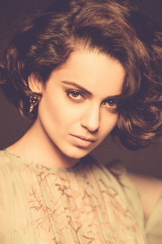 Обои девушка, портрет, взгляд, губы, актриса, индийская, kangana ranaut, кангана ранаут, girl, portrait, look, lips, actress, indian, kangal ranaut разрешение 2520x2026 Загрузить