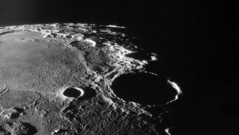 Обои луна, тень, кратер, the moon, shadow, crater разрешение 1920x1440 Загрузить