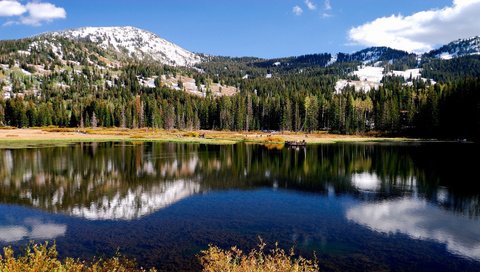 Обои озеро, горы, природа, лес, отражение, пейзаж, осень, lake, mountains, nature, forest, reflection, landscape, autumn разрешение 1920x1080 Загрузить