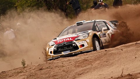 Обои машина, авто, спорт, ралли, wrc, ситроен, дс3, machine, auto, sport, rally, citroen, ds3 разрешение 2560x1600 Загрузить