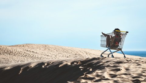 Обои девушка, ситуация, коляска, lost in the sands, girl, the situation, stroller разрешение 2560x1600 Загрузить