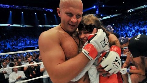 Обои фёдор емельяненко, чемпион, без, бои, правил, fedor emelianenko, champion, without, fighting, rules разрешение 1920x1200 Загрузить