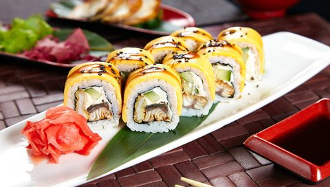 Обои рис, начинка, суши, японская кухня, имбирь, соевый соус, figure, filling, sushi, japanese cuisine, ginger, soy sauce разрешение 2043x1200 Загрузить