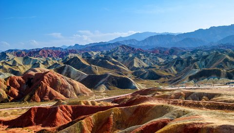 Обои небо, national geopark, облака, горы, скалы, китай, национальный парк, zhangye danxia, zhangye national geopark, colourful mountains, цветные горы, colorful mountains, the sky, clouds, mountains, rocks, china, national park разрешение 3072x2056 Загрузить