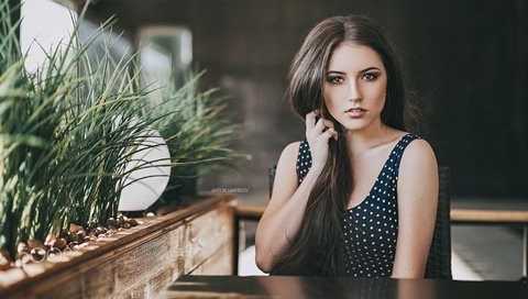 Обои девушка, взгляд, модель, лицо, длинные волосы, anton harisov, girl, look, model, face, long hair разрешение 2000x1125 Загрузить