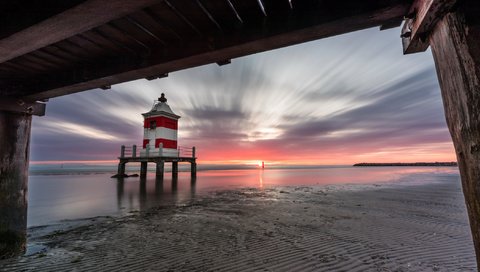 Обои берег, море, маяк, италия, фриули-венеция-джулия, shore, sea, lighthouse, italy, friuli-venezia giulia разрешение 2112x1188 Загрузить