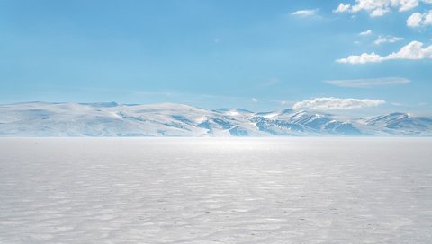 Обои снег, замерзшее озеро, snow, frozen lake разрешение 2500x1629 Загрузить