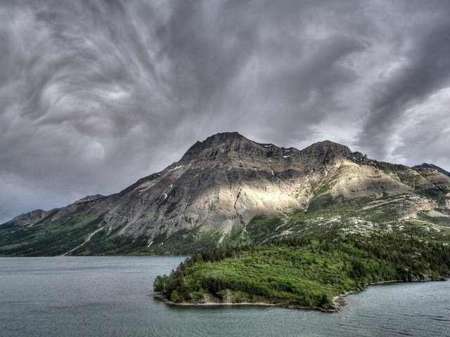 Обои облака, вода, горы, clouds, water, mountains разрешение 1920x1200 Загрузить