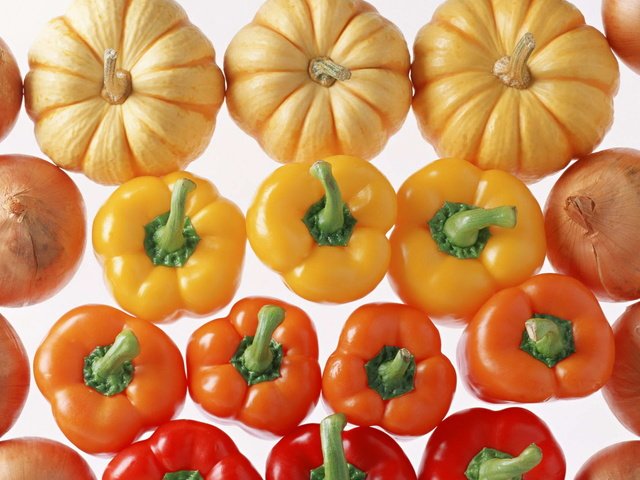 Обои лук, овощи, плоды, тыква, разные, перец, клубни, перец болгарский, bow, vegetables, fruit, pumpkin, different, pepper, tubers разрешение 1920x2705 Загрузить