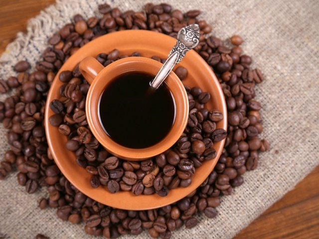 Обои зерна, кофе, кружка, блюдце, ложка, grain, coffee, mug, saucer, spoon разрешение 3800x2533 Загрузить
