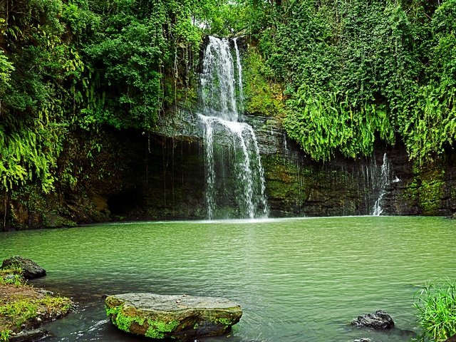 Обои деревья, скалы, пейзаж, водопад, водоем, trees, rocks, landscape, waterfall, pond разрешение 2880x1920 Загрузить