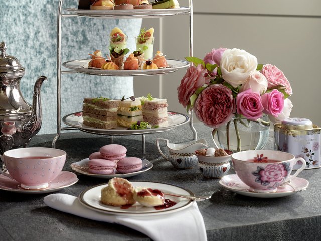 Обои цветы, чай, пирожные, afternoon tea, flowers, tea, cakes разрешение 5415x3578 Загрузить