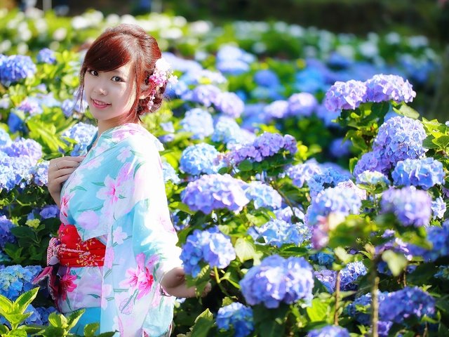 Обои цветы, улыбка, лето, азиатка, flowers, smile, summer, asian разрешение 2880x1920 Загрузить