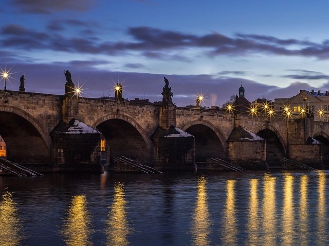 Обои ночь, огни, река, мост, башня, прага, карлов мост, чехия, night, lights, river, bridge, tower, prague, charles bridge, czech republic разрешение 2560x1080 Загрузить