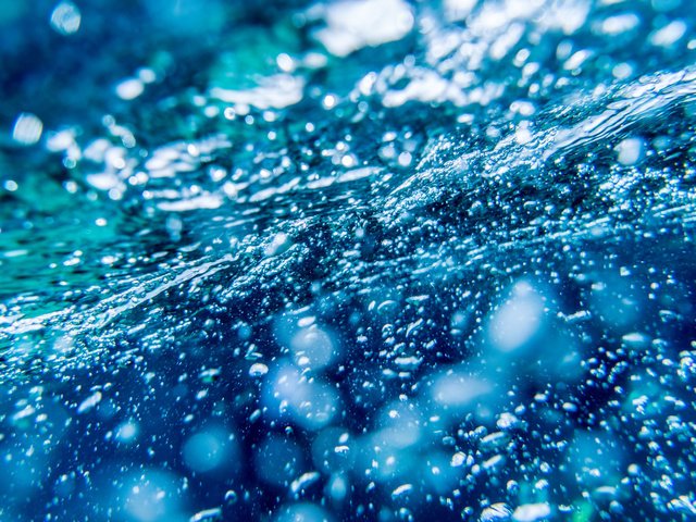 Обои вода, макро, пузыри, пузырьки, water, macro, bubbles разрешение 1920x1280 Загрузить