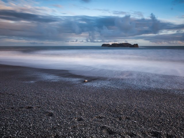 Обои облака, закат, песок, пляж, горизонт, clouds, sunset, sand, beach, horizon разрешение 3840x2160 Загрузить