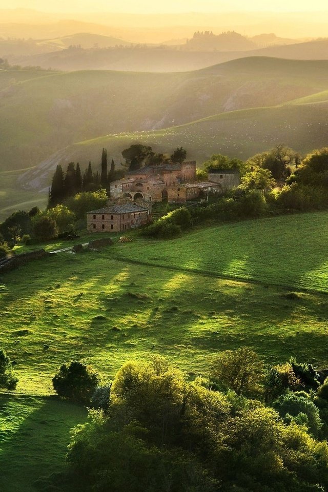 Обои деревья, холмы, утро, дом, италия, долина, тоскана, trees, hills, morning, house, italy, valley, tuscany разрешение 1920x1200 Загрузить