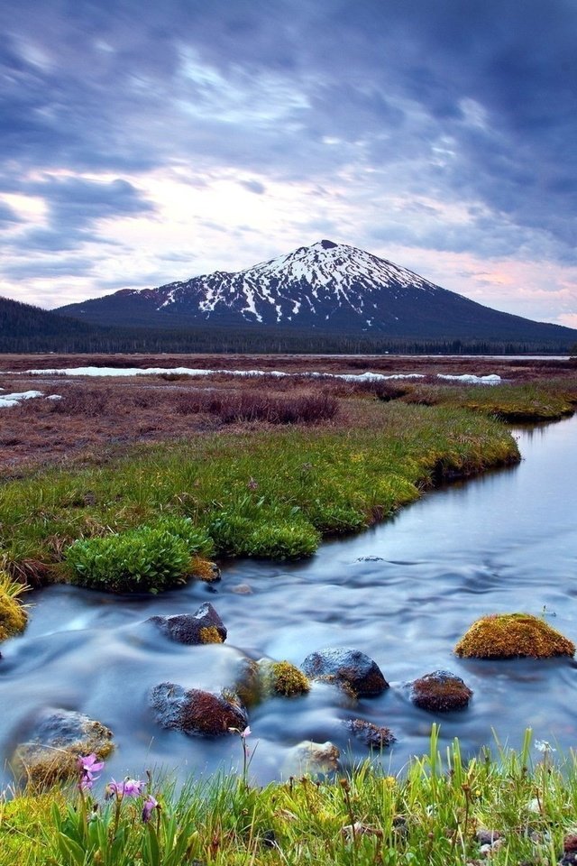 Обои небо, трава, река, горы, природа, камни, закат, пейзаж, the sky, grass, river, mountains, nature, stones, sunset, landscape разрешение 1920x1200 Загрузить