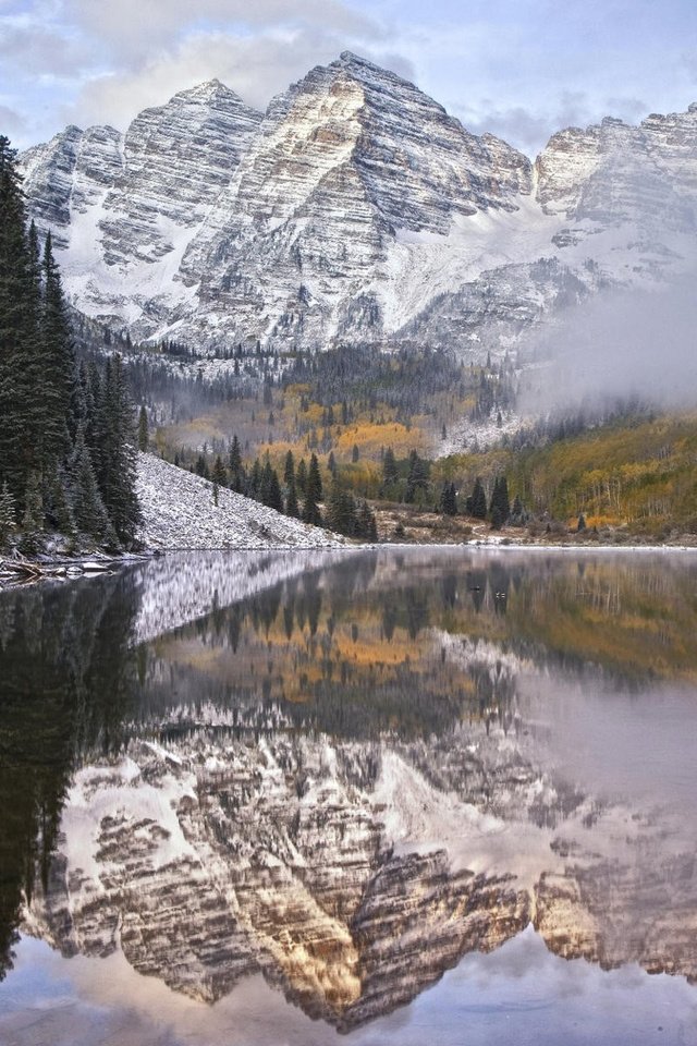 Обои озеро, горы, снег, природа, лес, зима, отражение, пейзаж, lake, mountains, snow, nature, forest, winter, reflection, landscape разрешение 1920x1200 Загрузить