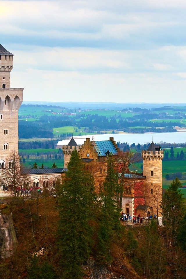 Обои замок, германия, бавария, замок нойшванштайн, castle, germany, bayern, neuschwanstein castle разрешение 3840x2345 Загрузить