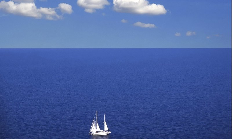 Обои облака, синий, море, горизонт, яхта, clouds, blue, sea, horizon, yacht разрешение 2836x2052 Загрузить