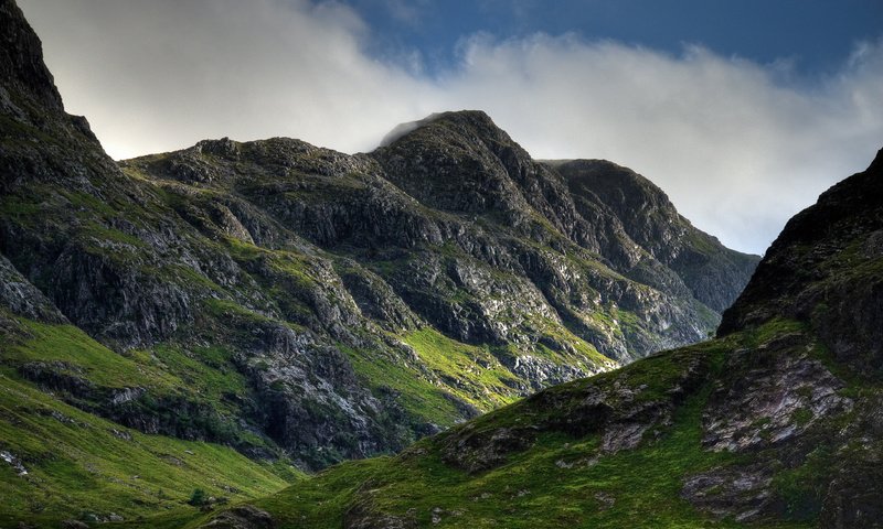 Обои небо, облака, горы, камни, шотландия, пик, the sky, clouds, mountains, stones, scotland, peak разрешение 3824x2570 Загрузить