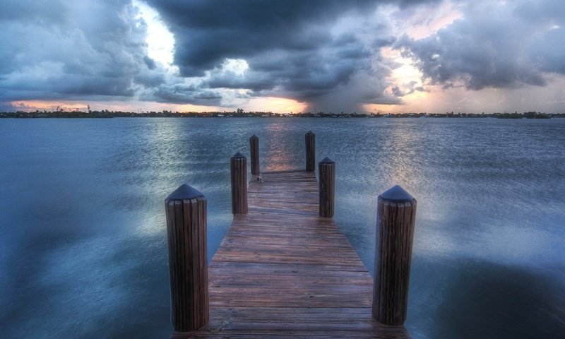 Обои облака, озеро, причал, clouds, lake, pier разрешение 1920x1200 Загрузить