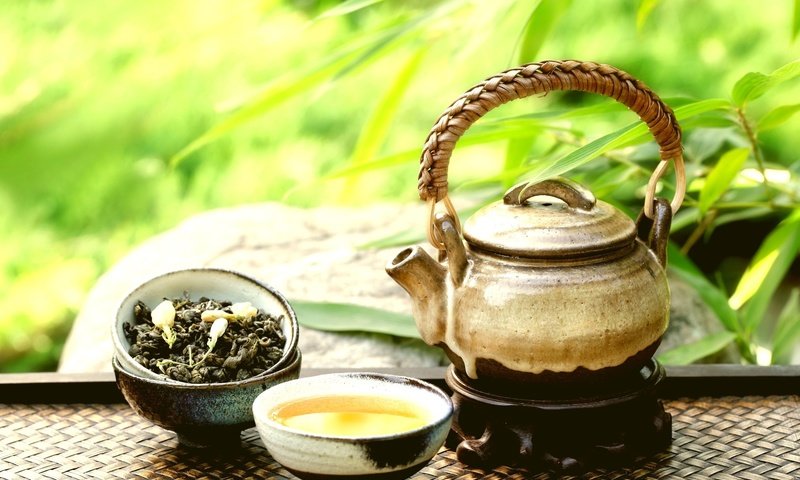 Обои напиток, чай, чайник, заварка, пиалы, чай зеленый, drink, tea, kettle, welding, bowls, green tea разрешение 1920x1343 Загрузить