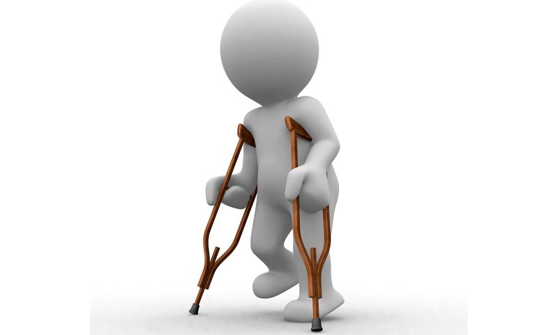 Обои человечек на костылях, man on crutches разрешение 1920x1200 Загрузить