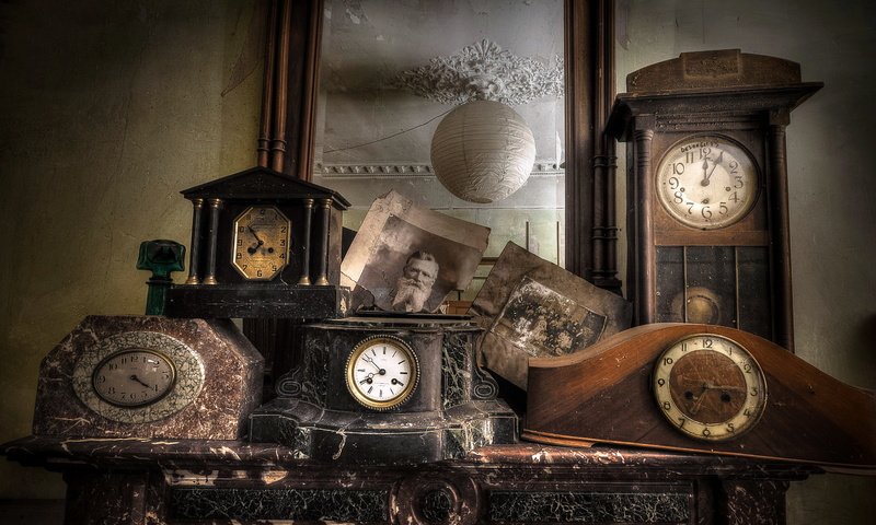 Обои фон, винтаж, часы, зеркало, время, антиквариат, старинные часы, background, vintage, watch, mirror, time, antiques разрешение 2868x1612 Загрузить