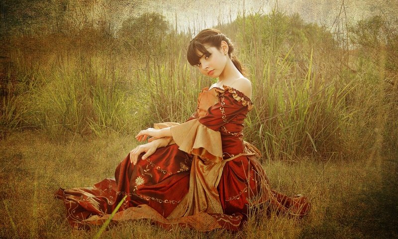 Обои трава, девушка, платье, взгляд, волосы, лицо, лужайка, grass, girl, dress, look, hair, face, lawn разрешение 2560x1600 Загрузить