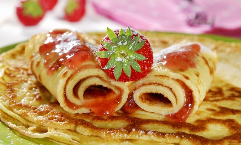 Обои клубника, ягоды, блинчики, блины, клубничный джем, strawberry, berries, pancakes, strawberry jam разрешение 1920x1080 Загрузить