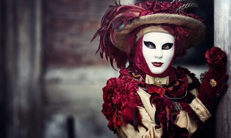 Обои девушка, маска, портрет, венеция, лицо, костюм, карнавал, girl, mask, portrait, venice, face, costume, carnival разрешение 1920x1241 Загрузить