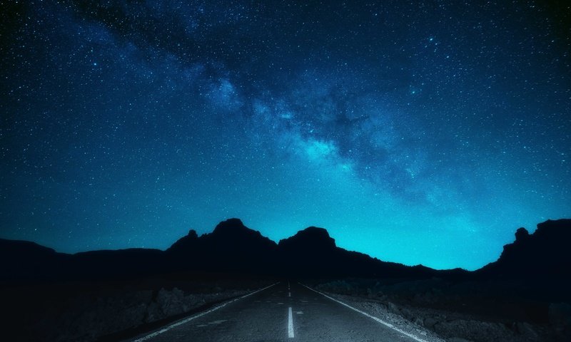 Обои небо, дорога, горы, природа, звезды, млечный путь, the sky, road, mountains, nature, stars, the milky way разрешение 7360x4912 Загрузить
