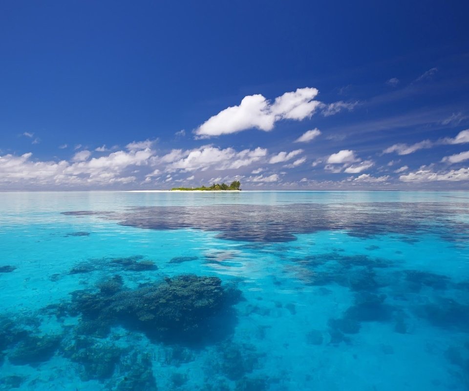 Обои облака, океан, остров, тропики, мальдивы, clouds, the ocean, island, tropics, the maldives разрешение 1920x1200 Загрузить