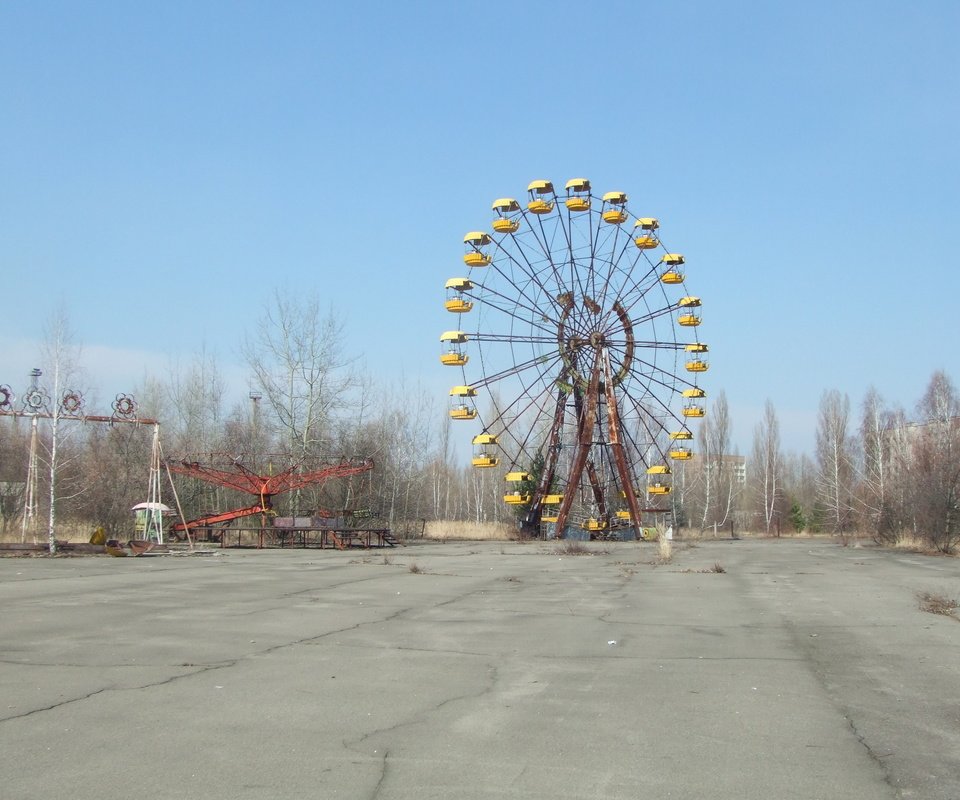 Обои chernobyl -mertvyj -gorod -karusel, chernobyl-mertvyj -gorod -karusel разрешение 2592x1944 Загрузить