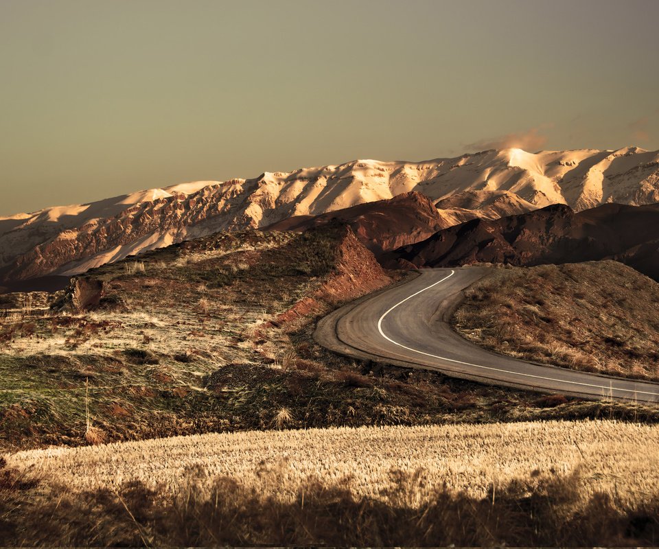 Обои дорога, горы, природа, поле, иран, road, mountains, nature, field, iran разрешение 2560x1600 Загрузить