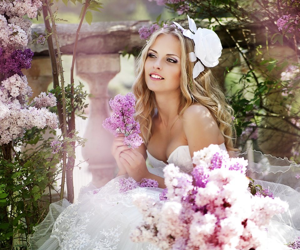 Обои цветы, венчание, девушка, gевочка, bouguet of flowers, улыбка, veils, радость, невесты, свадьба, невеста, смайл, фата, veil, flowers, girl, smile, joy, bride, wedding, the bride разрешение 5616x3744 Загрузить