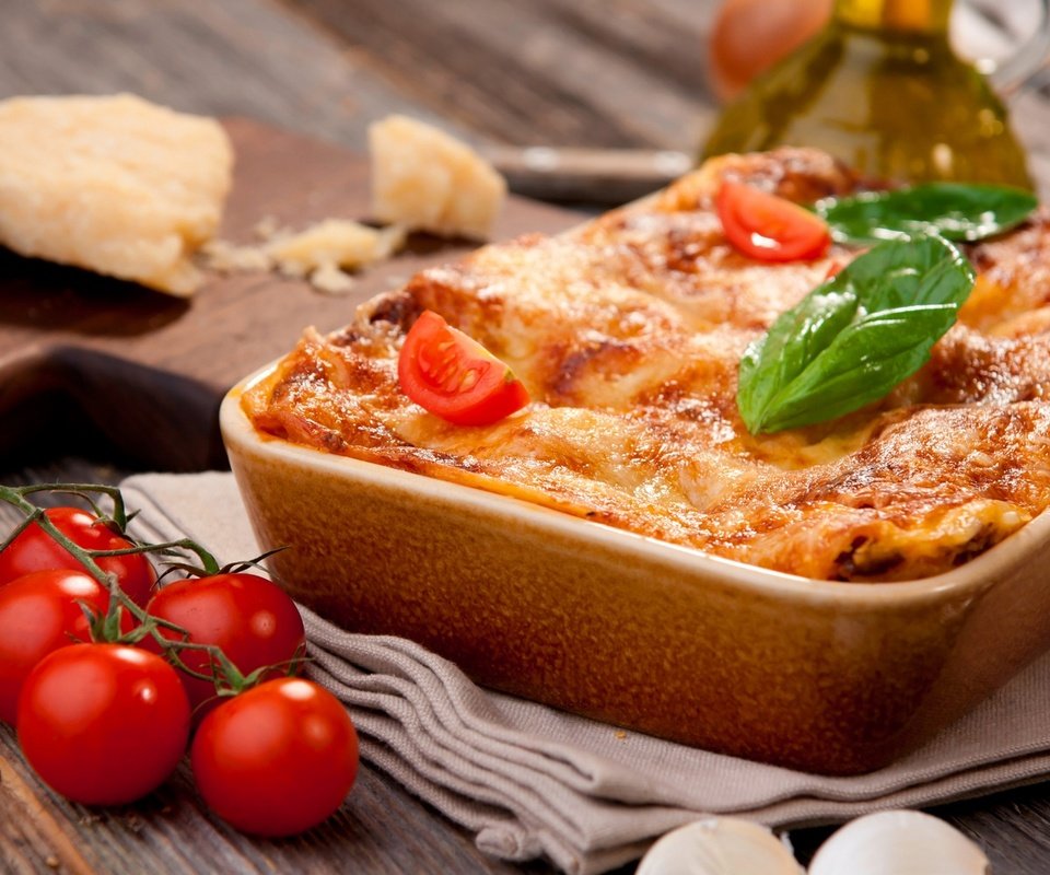 Обои сыр, помидоры, базилик, лазанья, cheese, tomatoes, basil, lasagna разрешение 1920x1280 Загрузить