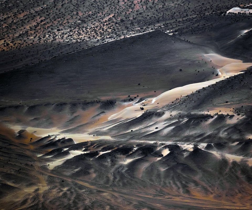 Обои природа, пустыня, вид сверху, аргентина, dunas de sauji, catamarca, nature, desert, the view from the top, argentina разрешение 2048x1313 Загрузить