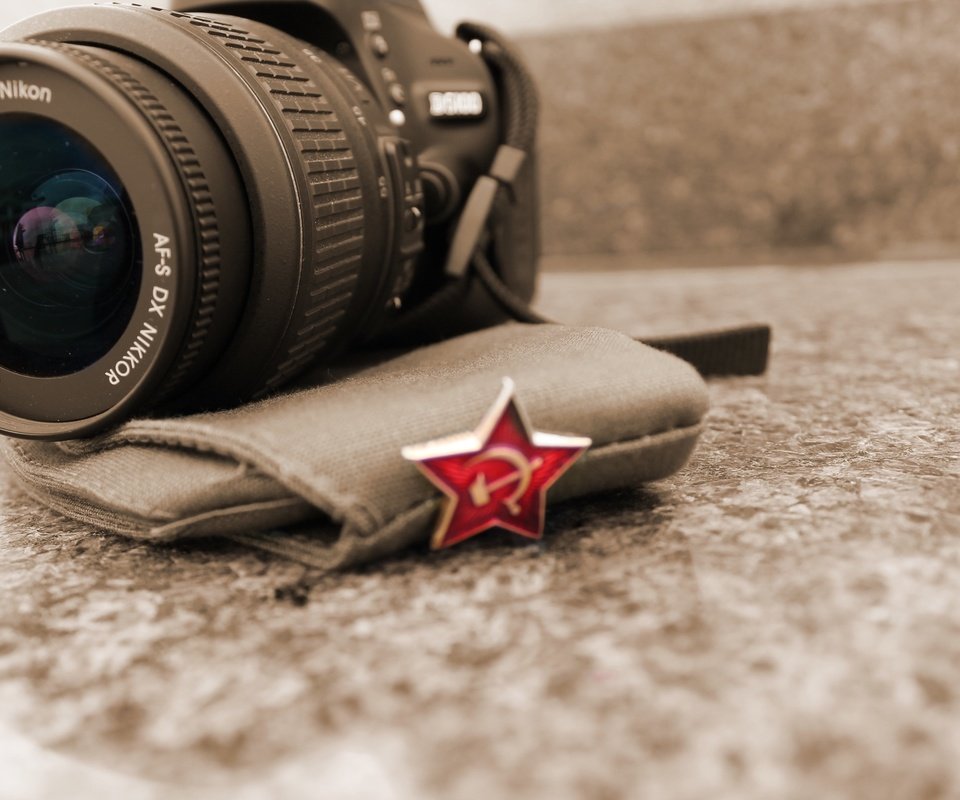 Обои звезда, день победы, фотоаппарат, 9 мая, пилотка, star, victory day, the camera, may 9, pussy разрешение 2555x1600 Загрузить