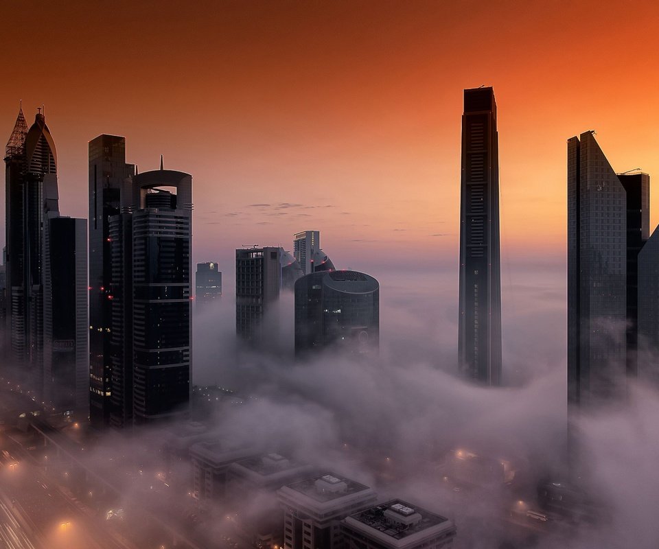 Обои небо, туман, город, дома, дубаи, дубай, оаэ, the sky, fog, the city, home, dubai, uae разрешение 2048x1370 Загрузить