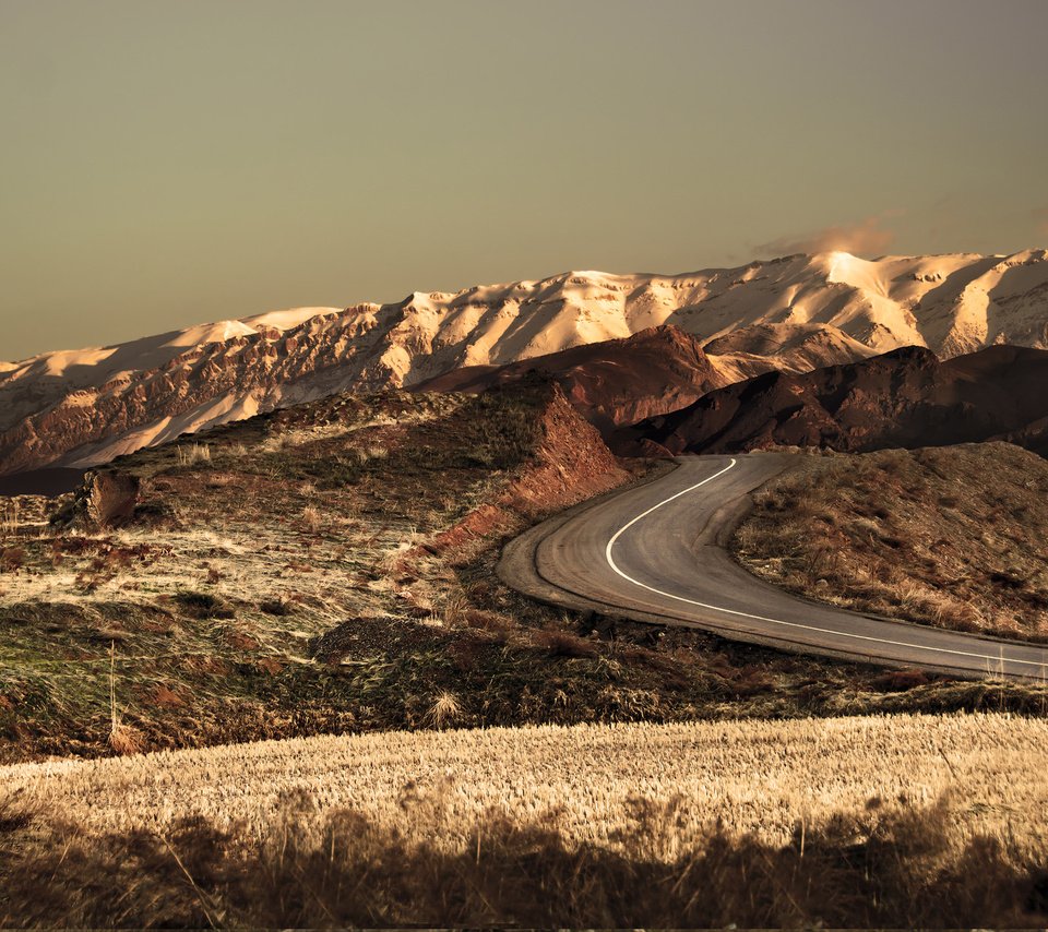 Обои дорога, горы, природа, поле, иран, road, mountains, nature, field, iran разрешение 2560x1600 Загрузить