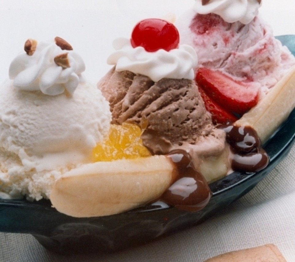 Обои мороженое, клубника, апельсин, шоколад, сливки, десерт, банан, ice cream, strawberry, orange, chocolate, cream, dessert, banana разрешение 1920x1080 Загрузить