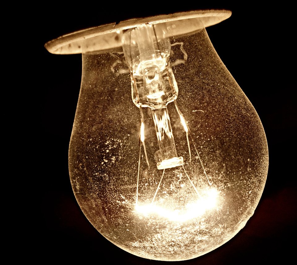 Обои свет, ночь, макро, фон, лампочка, light, night, macro, background, light bulb разрешение 2309x1731 Загрузить