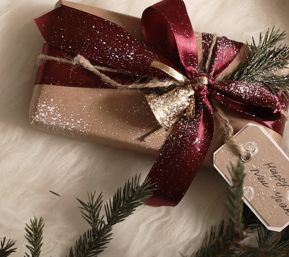 Обои новый год, елка, подарок, рождество, декорация, new year, tree, gift, christmas, decoration разрешение 3036x2024 Загрузить