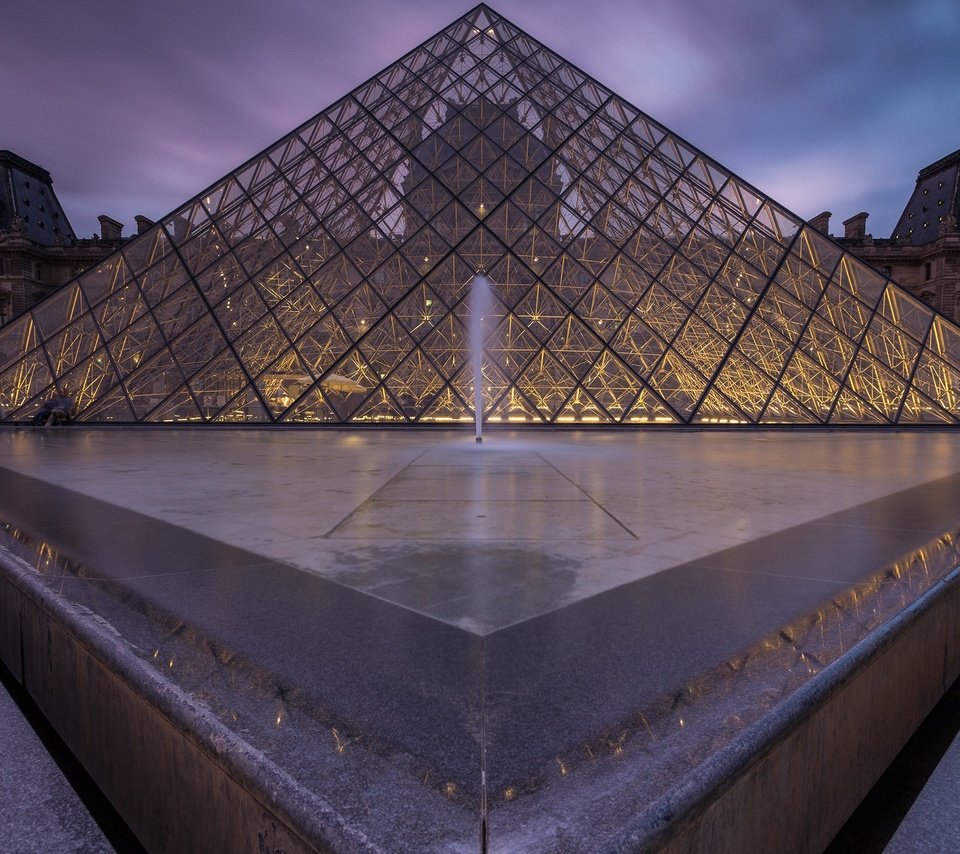 Обои париж, пирамида, стекло, франция, лувр, музей, paris, pyramid, glass, france, the louvre, museum разрешение 2560x1600 Загрузить